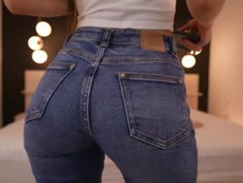 dovia — Chaturbate recorded stream image, 03.07.2025 14:10