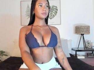 ninagold — Camsoda recorded stream image, 04.07.2025 01:40