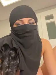 Amberonee31 — Stripchat recorded stream screenshot (11 Feb 2025)