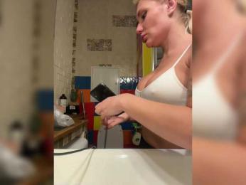 Tvoyasamka77 — Bongacams recorded stream image, 04.07.2025 19:10