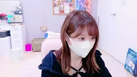 Yui-Ch — Stripchat recorded stream image, 08.07.2025 13:00