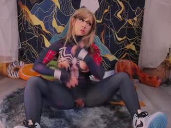 mollyflwers — Chaturbate recorded stream image, 08.07.2025 15:50