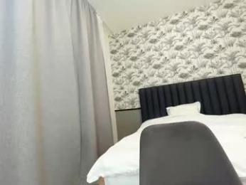 ehotlovea — Chaturbate recorded stream screenshot (12 Feb 2025)