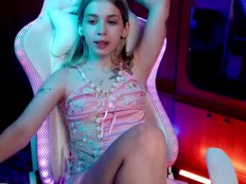 ho1yh01e — Chaturbate recorded stream image, 10.07.2025 19:00