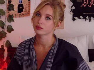 Emma Wilde — Flirt4free recorded stream image, 11.07.2025 04:20