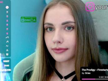 VikkiExtraCheese — Bongacams recorded stream image, 10.07.2025 22:00