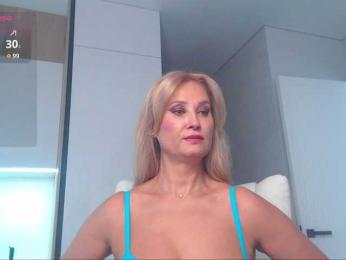 hold-me-tight — Bongacams recorded stream image, 13.07.2025 21:10