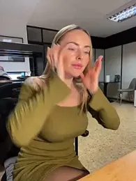 EmaSalis — Stripchat recorded stream image, 12.02.2025 10:30