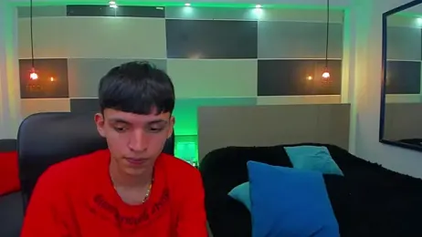 Juan_Nd_Steven — Stripchat recorded stream image, 16.07.2025 04:30