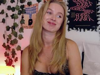 Emma Wilde — Flirt4free recorded stream image, 16.07.2025 04:50
