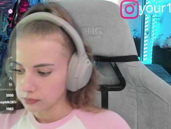 VikkiExtraCheese — Bongacams recorded stream image, 15.07.2025 21:30