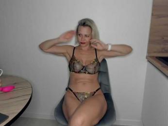 Milfa_hot — Bongacams recorded stream image, 16.07.2025 19:10