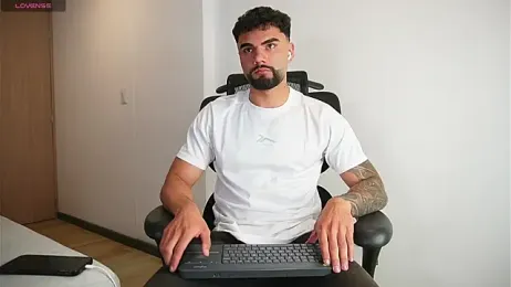 Derek_w — Stripchat recorded stream screenshot (18 Jul 2025)