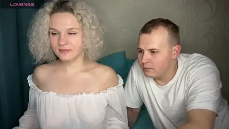 MrMrsRight — Stripchat recorded stream image, 12.02.2025 19:00