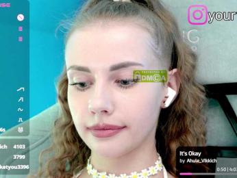 VikkiExtraCheese — Bongacams recorded stream image, 19.07.2025 18:50