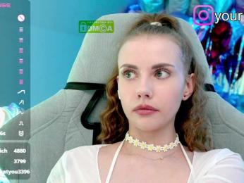 VikkiExtraCheese — Bongacams recorded stream image, 19.07.2025 18:50