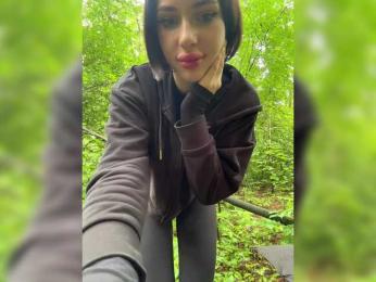 BabyDarii — Bongacams recorded stream image, 20.07.2025 10:20