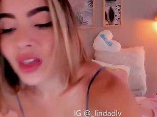 lindadelavega — Camsoda recorded stream image, 21.07.2025 14:50