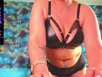 Mistress-Gwen — Bongacams recorded stream image, 22.07.2025 04:10