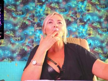 Mistress-Gwen — Bongacams recorded stream image, 22.07.2025 04:10