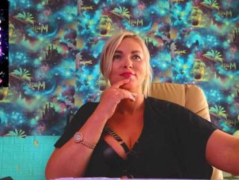 Mistress-Gwen — Bongacams recorded stream image, 22.07.2025 04:10