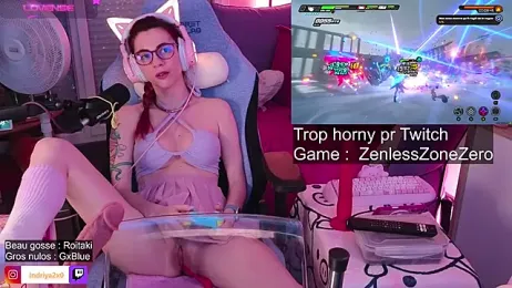Indriya2x0 — Stripchat recorded stream image, 22.07.2025 19:10