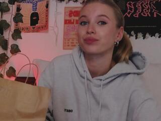 Emma Wilde — Flirt4free recorded stream image, 23.07.2025 14:20