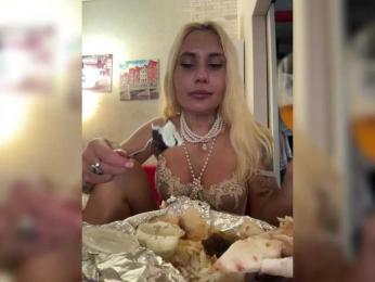 Tvoyasamka77 — Bongacams recorded stream image, 23.07.2025 16:10