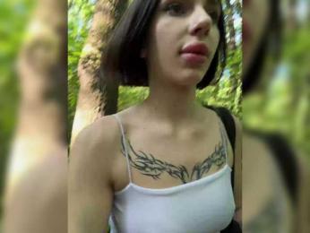 BabyDarii — Bongacams recorded stream image, 24.07.2025 08:00