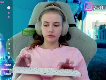 VikkiExtraCheese — Bongacams recorded stream image, 23.07.2025 18:00