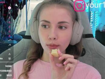 VikkiExtraCheese — Bongacams recorded stream image, 23.07.2025 18:00