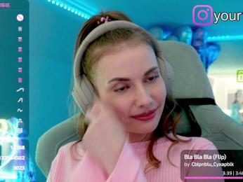 VikkiExtraCheese — Bongacams recorded stream image, 23.07.2025 18:00