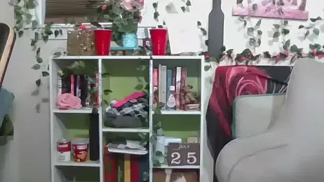 AverageRose — Stripchat recorded stream screenshot (25 Jul 2025)