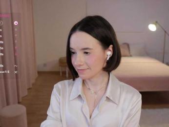 MissEssie — Bongacams recorded stream screenshot (25 Jul 2025)