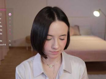 MissEssie — Bongacams recorded stream screenshot (25 Jul 2025)