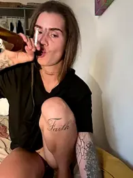 EmiliaCatalina — Stripchat recorded stream image, 27.07.2025 18:40