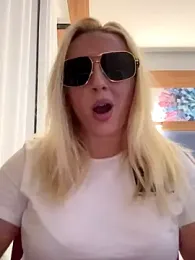 Strongqueen — Stripchat recorded stream image, 27.07.2025 19:00