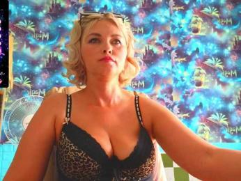 Mistress-Gwen — Bongacams recorded stream image, 30.07.2025 06:50