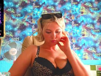 Mistress-Gwen — Bongacams recorded stream image, 30.07.2025 06:50