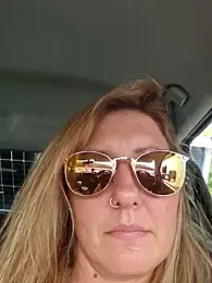SheIsSomething — Stripchat recorded stream image, 30.07.2025 22:20