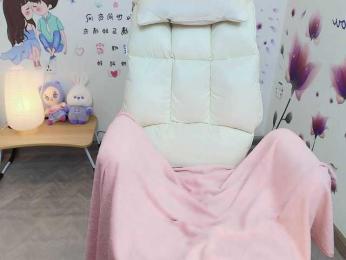 Angela19 — Bongacams recorded stream image, 01.08.2025 17:30