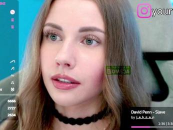 VikkiExtraCheese — Bongacams recorded stream image, 01.08.2025 16:10