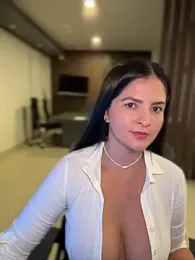 Carolina_Novoa — Stripchat recorded stream image, 02.08.2025 21:30