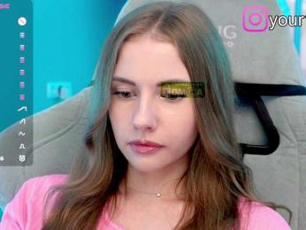 VikkiExtraCheese — Bongacams recorded stream image, 04.08.2025 19:10