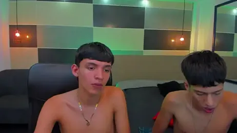 Juan_Nd_Steven — Stripchat recorded stream image, 05.08.2025 04:00