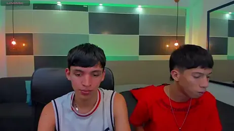 Juan_Nd_Steven — Stripchat recorded stream image, 05.08.2025 04:00