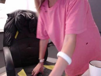 blondalina — Bongacams recorded stream image, 05.08.2025 13:30