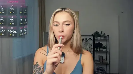 FaaBinaa — Stripchat recorded stream screenshot (05 Aug 2025)