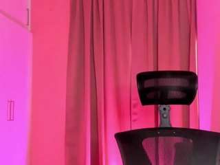 dani-moore — Camsoda recorded stream image, 05.08.2025 23:00