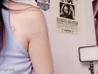 power_ranger_pink — Chaturbate recorded stream image, 06.08.2025 09:40